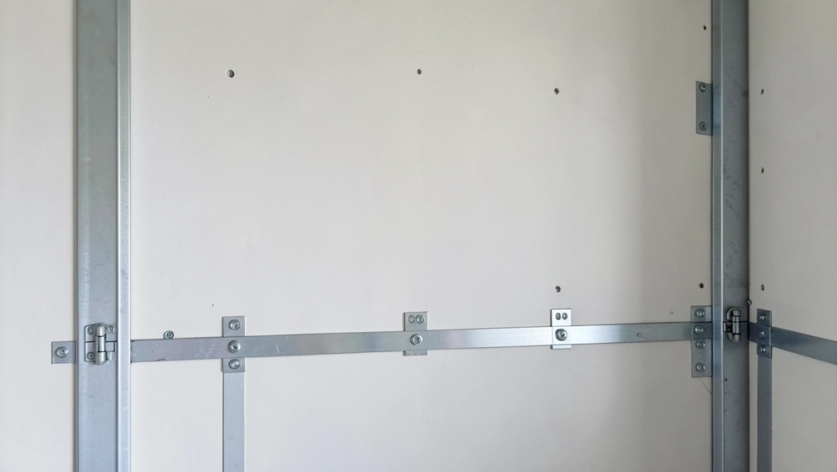 Jak wykonać stelaż pod płyty kartonowo gipsowe