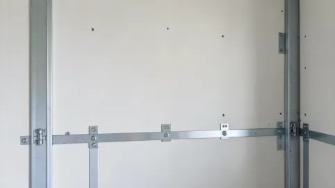 Jak wykonać stelaż pod płyty kartonowo gipsowe